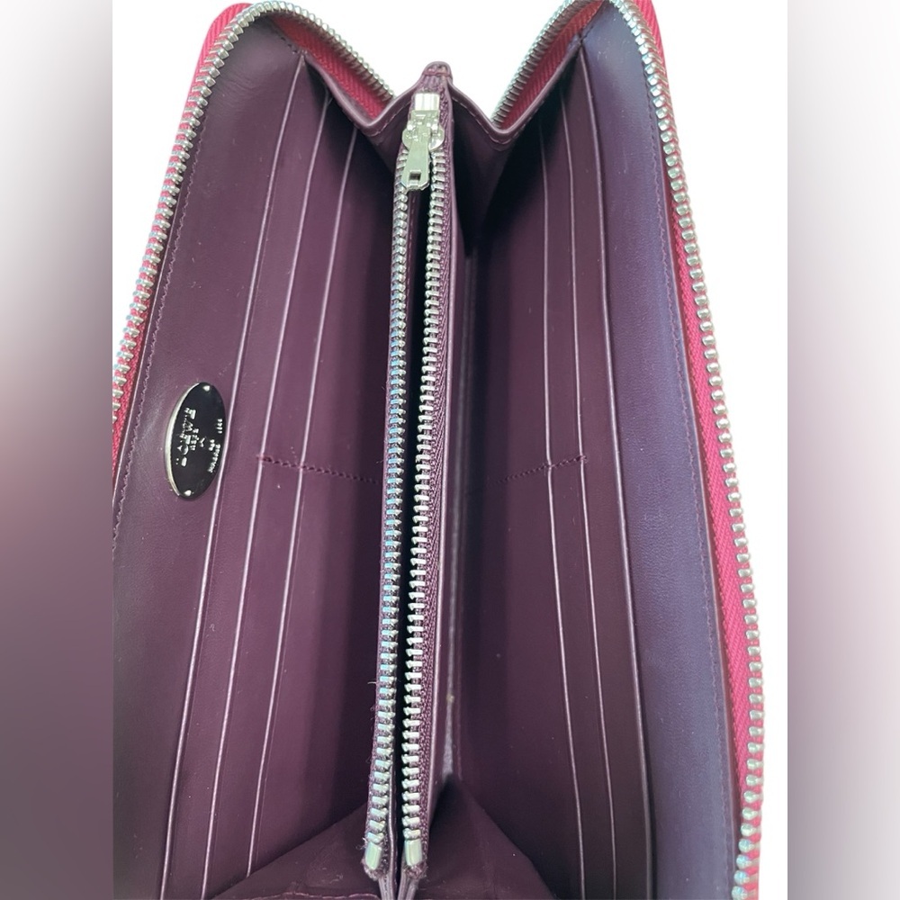 Loewe Continental Zip Wallet with Tassel - Picture 6 of 7